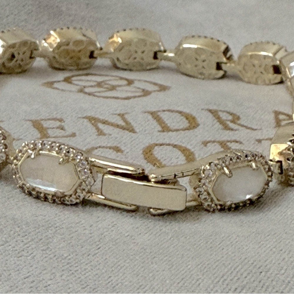Kendra Scott Cole Gold Link Ivory Mother of Pearl Bracelet - Picture 2 of 7